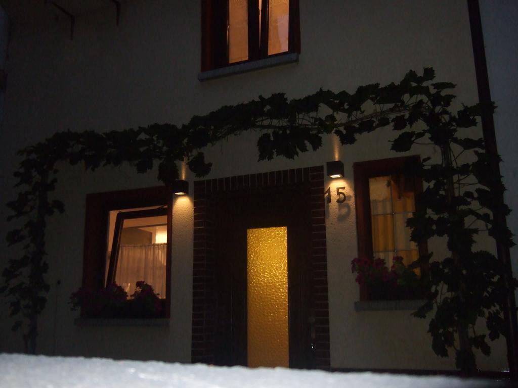 Kleines Winzerhauschen Villa Bremm Habitación foto